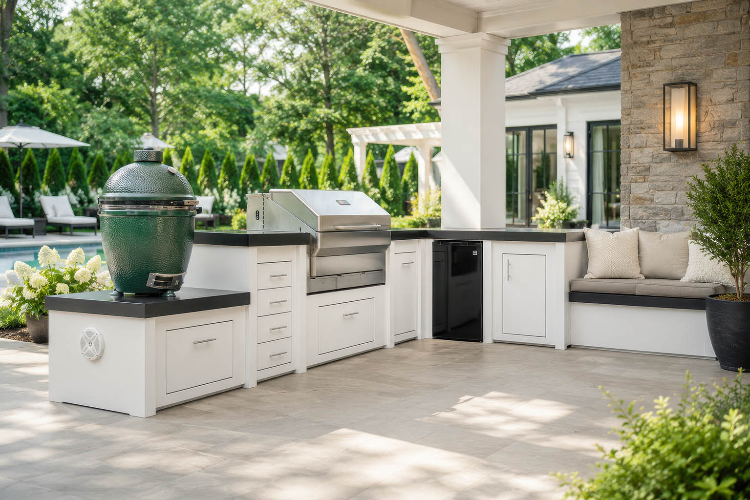 Stoll Custom, Poolside White outdoor kitchen